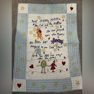 Pottery Barn Kids Hey Diddle Diddle Quilt - Blue and White